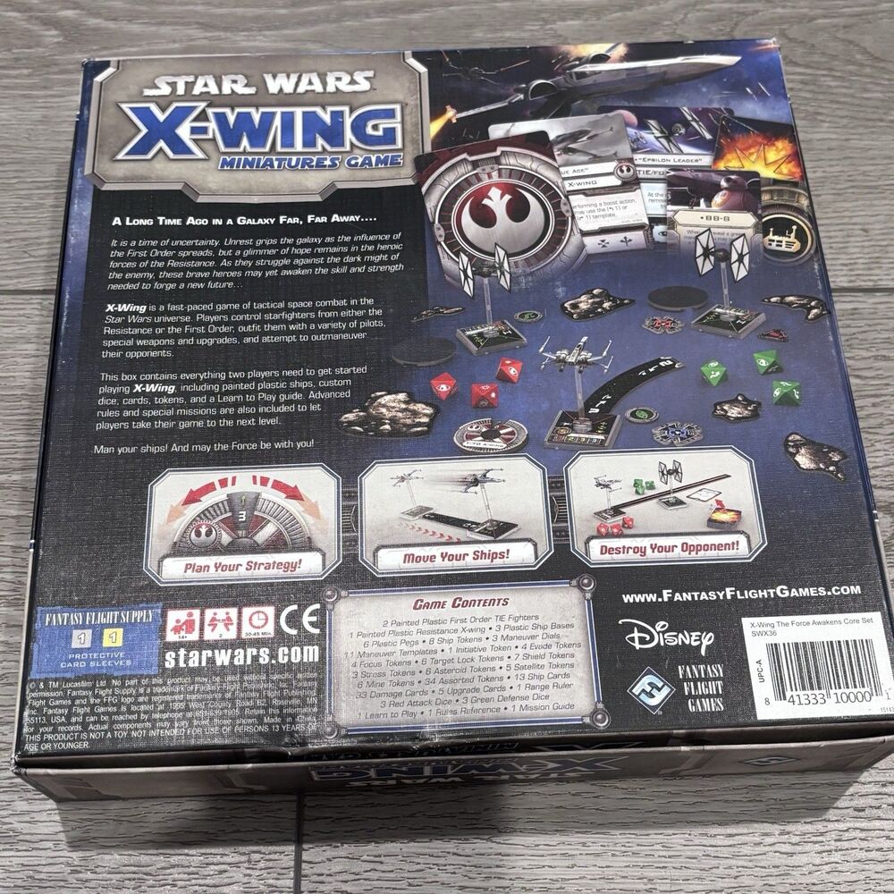 Star Wars X-Wing Miniatures Game Core Set - Picture 2 of 8